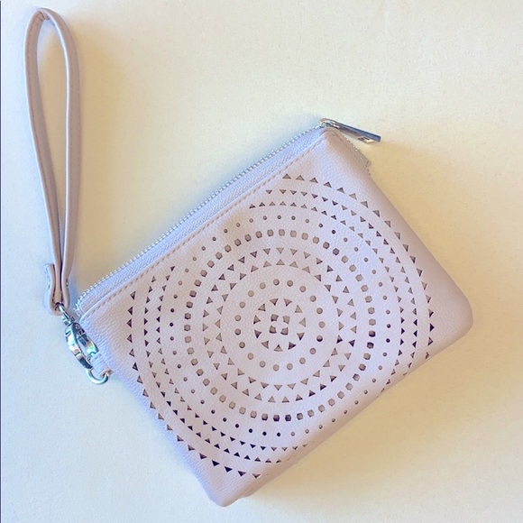 Maurices Handbags - Maurices | Cream Multi Compartment Wristlet Purse